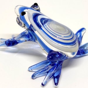 Frog Tiny Miniature Figurines Animals Hand Blown Glass Art Collectible Gift Decorate (Blue White)