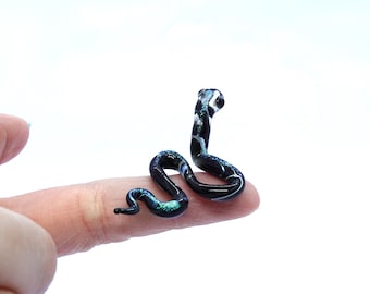 Snake Tiny Figurines Hand Blown Color Glass Art Animals Collectible Gift Home Decor