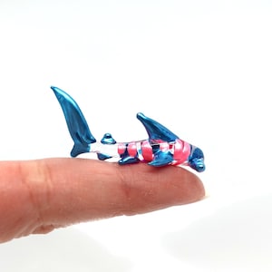 Hammer Shark Micro Tiny Figurines Hand Blown Glass Art Sea Animals Collectible Gift Home Décor (Pink Blue)