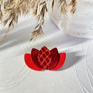 Leather brooch - brooches - leather