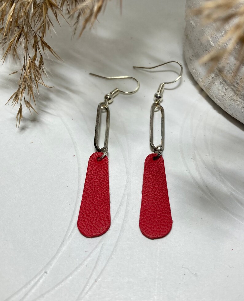 Dangling leather earrings earrings leather jewelry leather 10- Rouge/argent