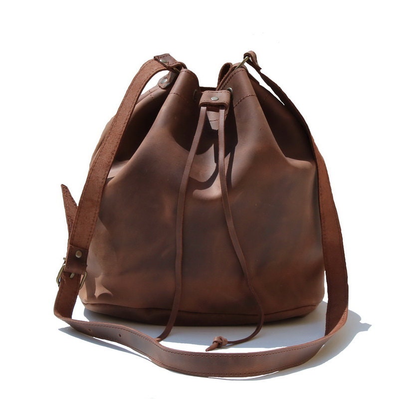 LEATHER BUCKET BAG Waxed Brownsize Large Leather Shoulder - Etsy