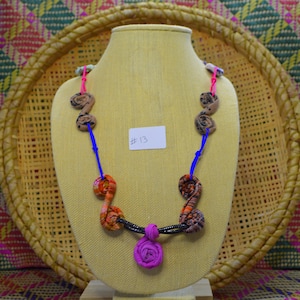 Art to Wear Necklaces #3, Handgemacht, Upcycled Stoff, Elastisch