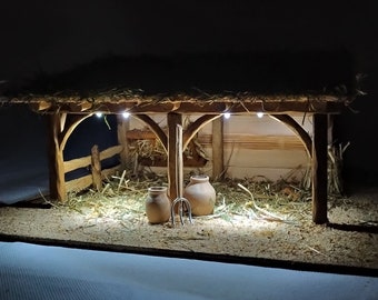 LITTLE SHEPHERD illuminated Natural oak, artisanal wooden nativity scene, stable for figurines, farmhouse, barn, Christmas gift, sustainable