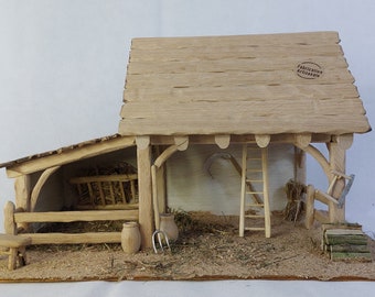 Artisanal Nativity scene RACHEL, natural beech oak roof, handmade, stable for figurines, sheepfold, farmhouse, barn, Christmas gift, Christmas decoration