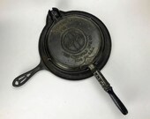 Griswold Cast Iron French Waffle Iron 1900s American No. 8