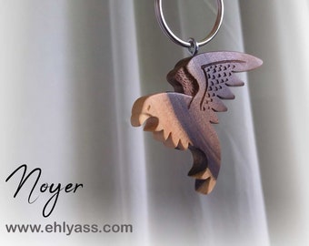 Porte-clés en bois sculpté Faucon / aigle/ corbeau fait-main par Ehlyass