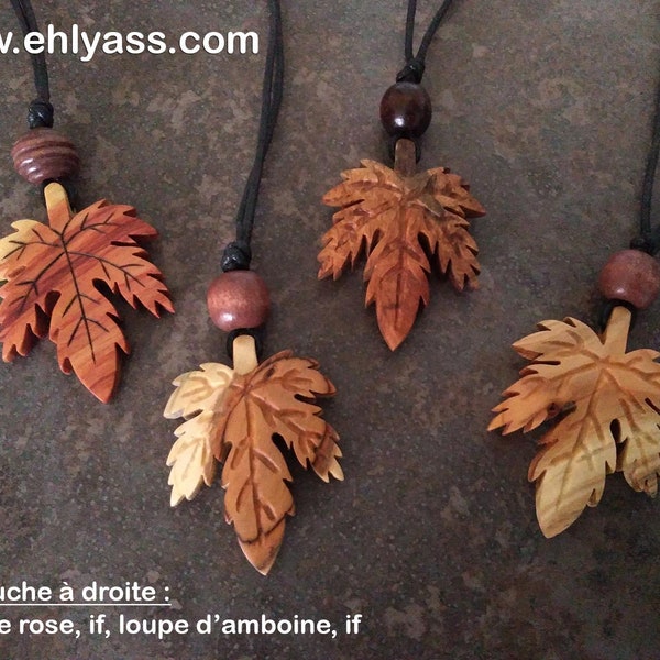 Amulette en bois Feuille d'érable fait-main par Ehlyass