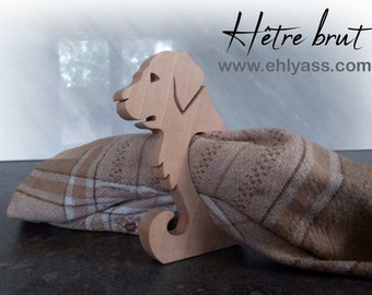 Houten handdoek ronde Hond LABRADOR (FIN) handgemaakt door Ehlyass