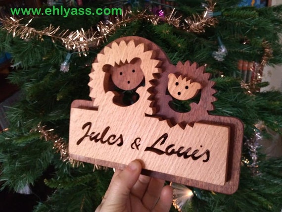Plaque de porte en bois deux Hérissons prénom personnalisé | Etsy