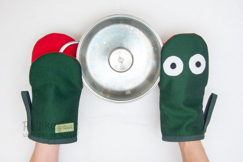 Funny Frog Oven mitt One Nature Inspired Oven Glove Animal Etsy