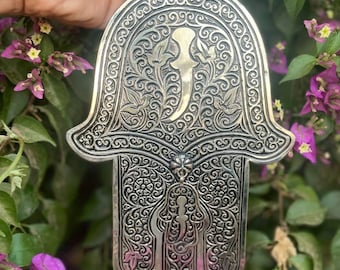 KHamsa wall decor, or hand fatima, wall hanging hamsa, metal hamsa decor home, (khamsa), la main de fatima with decorative motif Arabic