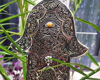 Hamsa wall decor, or hand fatima, wall hanging hamsa, metal hamsa decor home, (khamsa), la main de fatima with decorative motif Arabic