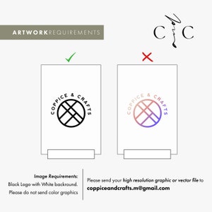 Może przedstawiać: Wymagania dotyczące dzieła sztuki dla projektu logo. Czarno-białe logo z tekstem "Coppice & Crafts" w k&oacute;łku z krzyżem w środku. Logo jest oznaczone zielonym znacznikiem wyboru. Drugie logo z gradientem r&oacute;żowego i niebieskiego jest oznaczone czerwonym X.