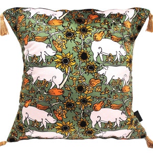 country, green, pig printed, velvet cushion ,farm animals, Piggy, animals, linen, farmhouse, luxury, sunflowers, animal,
