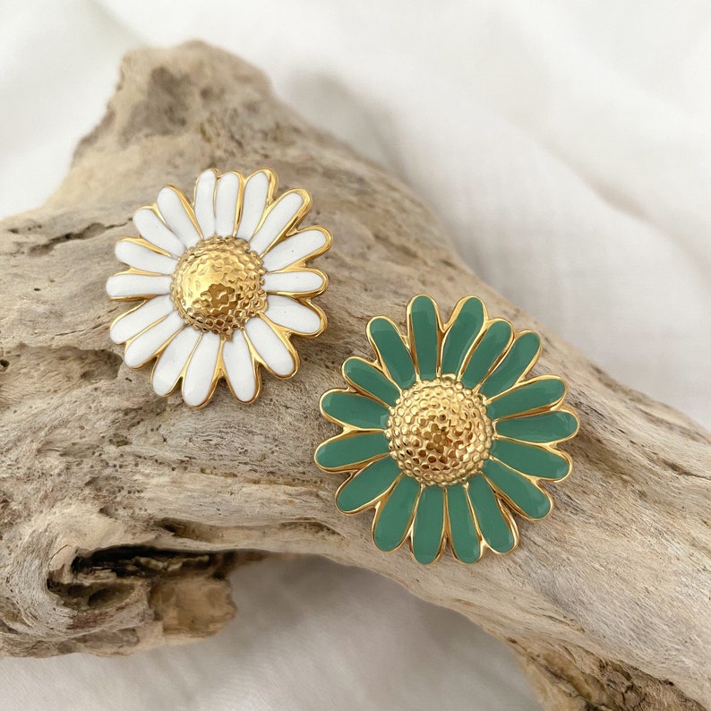 Flower earrings in gold stainless steel for women, flower ear studs, gift for women image 1