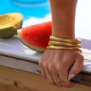 Gold stainless steel bangle for women, trendy bracelet, minimalist gold bangle, gift for women