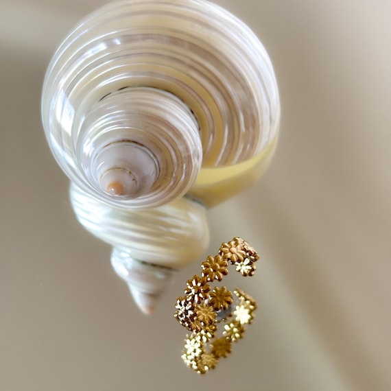 Bague fleur ajustable en acier inoxydable doré, bague tendance été, cadeau anniversaire femme, cadeau fête des mères