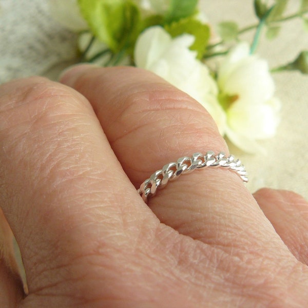 925 silver chain ring, curb chain, 2.8mm chain, ring, solid silver.