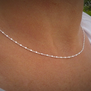 Halskette aus massivem Silber, Halsband, Kabelkette, quadratische Silberperlen für Frauen und Mädchen. Bild 2