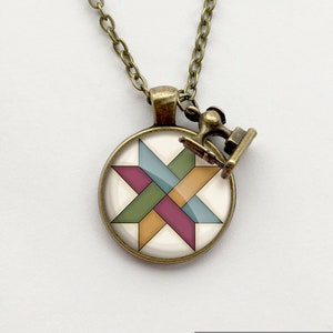 Circular Woven Star Quilt Block Necklace