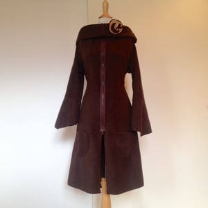 Coat / jacket zipped Pocket fleece Brown &quot;All inside out&quot; + brooch