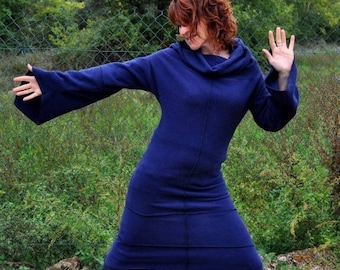 Le Pull Robe longue Tout A L'envers  en Polaire Bleu Marine