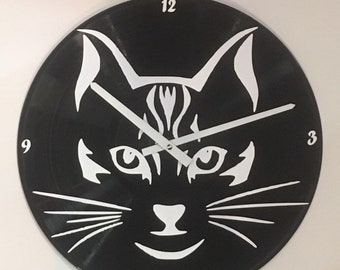 Horloge / pendule murale sur disque vinyle : chat stylisé