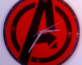 Horloge / pendule murale sur disque vinyle : super héro Avenger