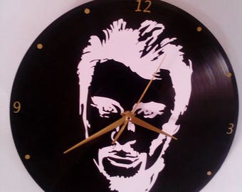 Horloge / pendule murale sur disque vinyle : Johnny Hallyday q