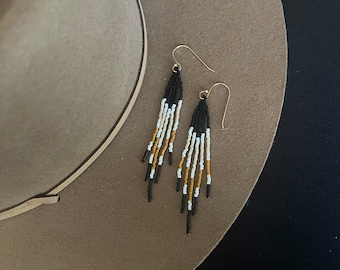 The NAOMI / mini fringe beaded earrings
