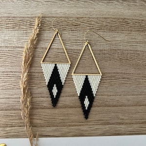 The HIGHRIDGE // beaded earrings / black and white earrings