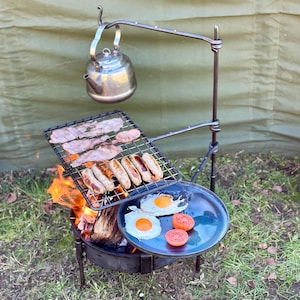 Large 3 Arm Fire Anchor - Portable Bushcraft Cooking Set - Camping Bushcraft Gear.