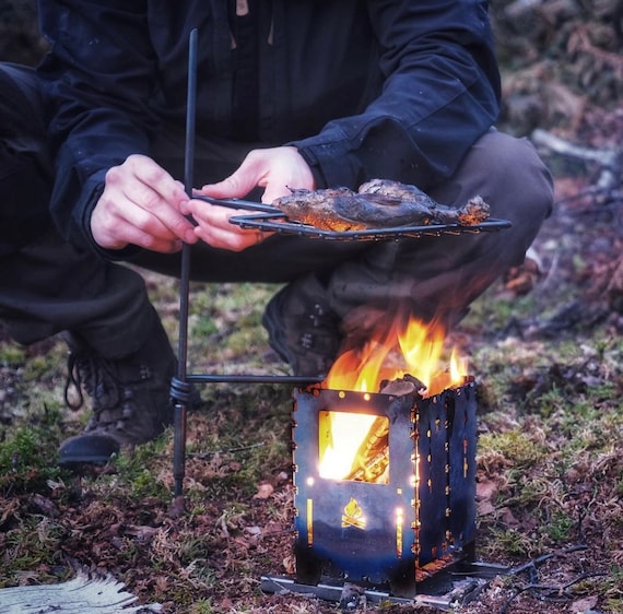 Swing Grill Campfire Cooking Stand Outdoor Picnic Cookware Bonfire