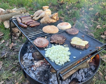 Base Camp BBQ Grill mit Kochplatte. BBQ Grill, Klappgrill