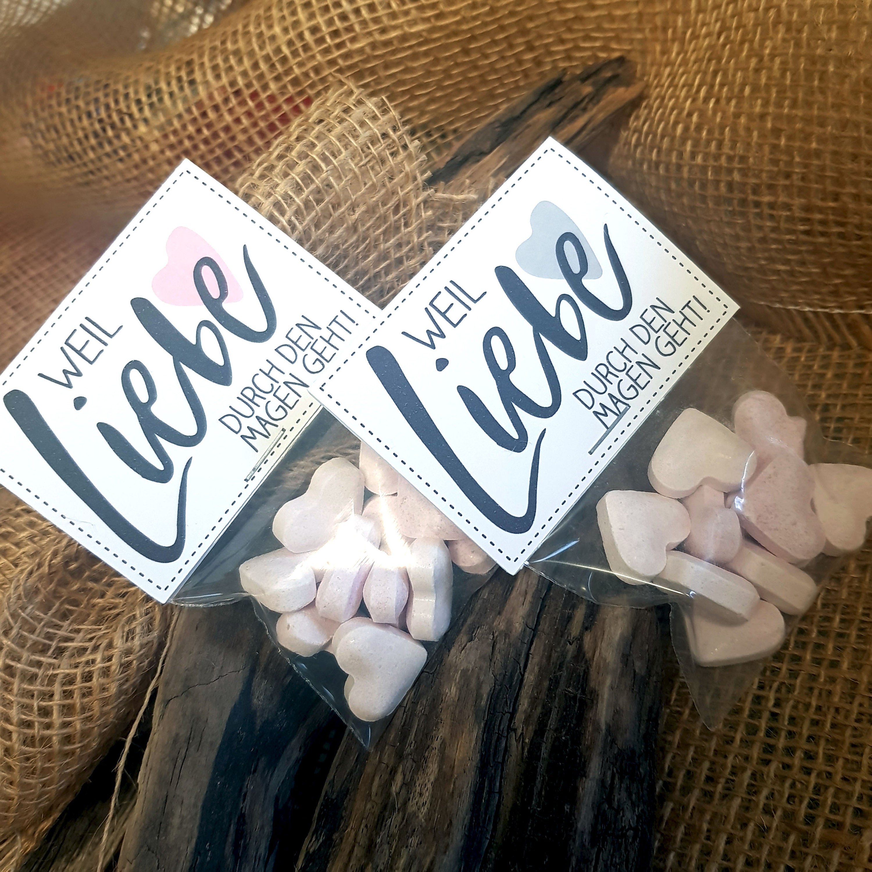 Süßes GASTGESCHENK HOCHZEIT Weil Liebe durch den Magen Etsy.de