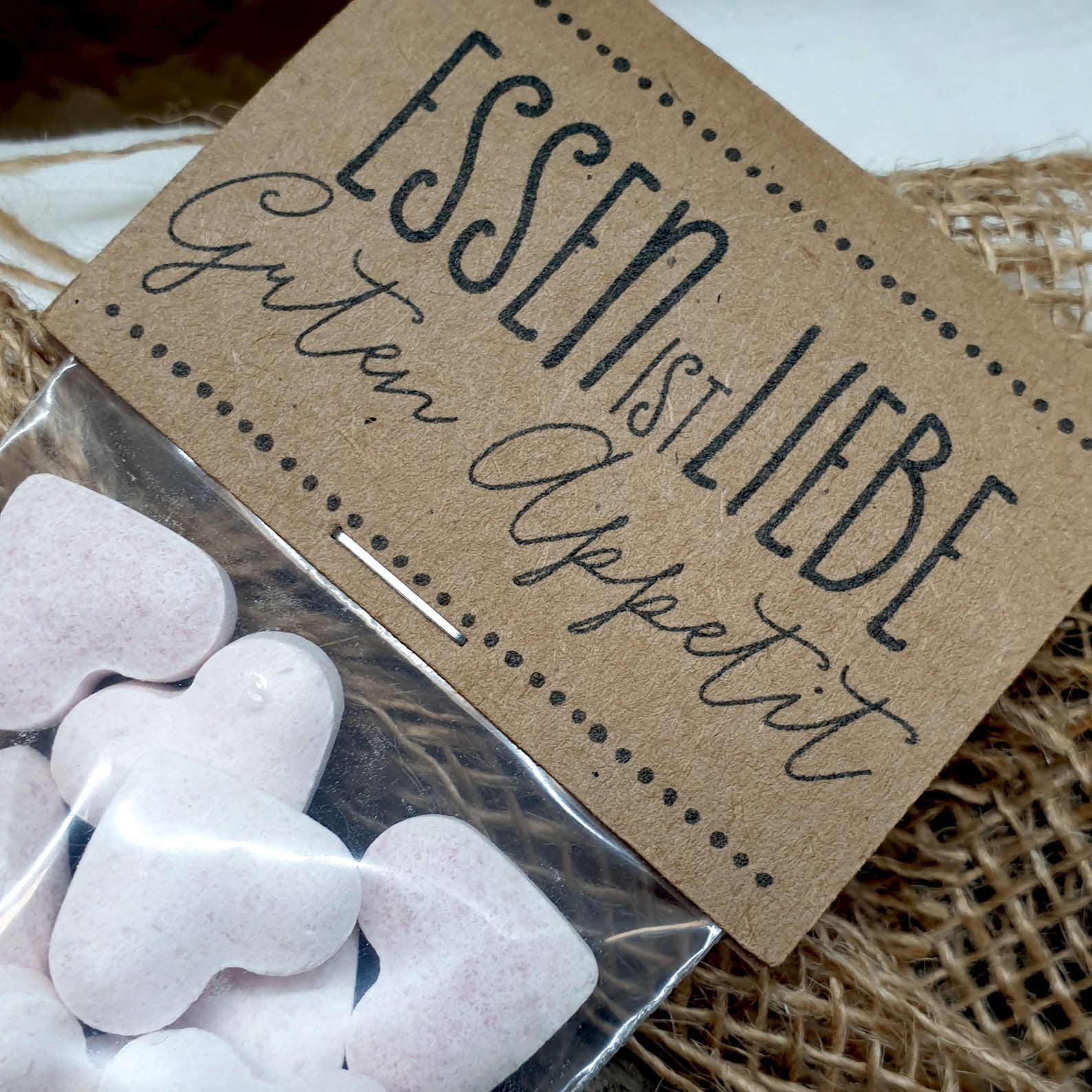 Süßes GASTGESCHENK HOCHZEIT Essen ist Liebe Guten Etsy.de