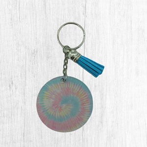 Tie Dye Keychain for Women, Tie Dye Accessories, Acrylic Keychain, Best Friend Birthday Gift for Sister, Unique Birthday Gift for Mom