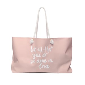 Boho Pink Bibel Vers Liebe Weekender Tasche - Floral Handgemacht Reisetasche, Reisetasche, Damen Gepäck, christliches Geschenk, Schrift Zitat