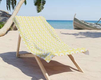 Bright Daisy Babe Beach Towel