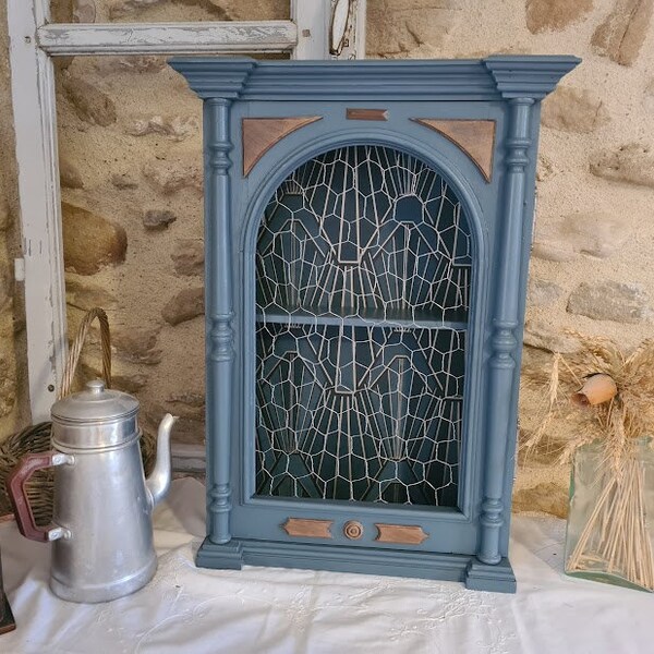 Armoire à suspendre, armoire à phamarcie, vitrine  grillagée