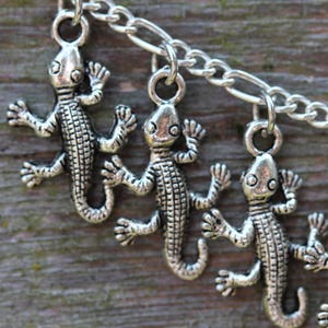Lizards BeardedDragons Reptiles Amphibians Gecko Bracelet Handmade Steampunk Vintage Victorian Recycled  costume jewelry silver 12 charms