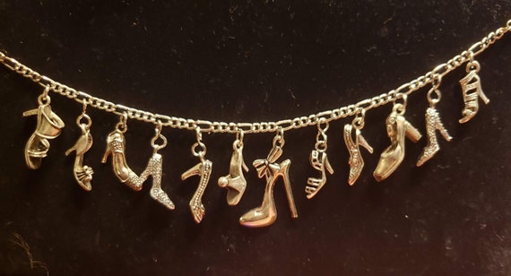 Costume jewelry hotsell companies