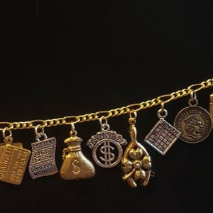 Glücksspiel Armband Handgemachte Vintage Recycled Viktorianische Kostüm und Mode Schmuck mit 12 einzigartigen und verschiedenen Charme Versandkostenfrei