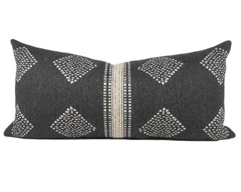 Charcoal Grey & Cream Tribal Lumbar Pillow Cover // hand made home, throw pillow, black white, modern metal zipper, home decor, boho