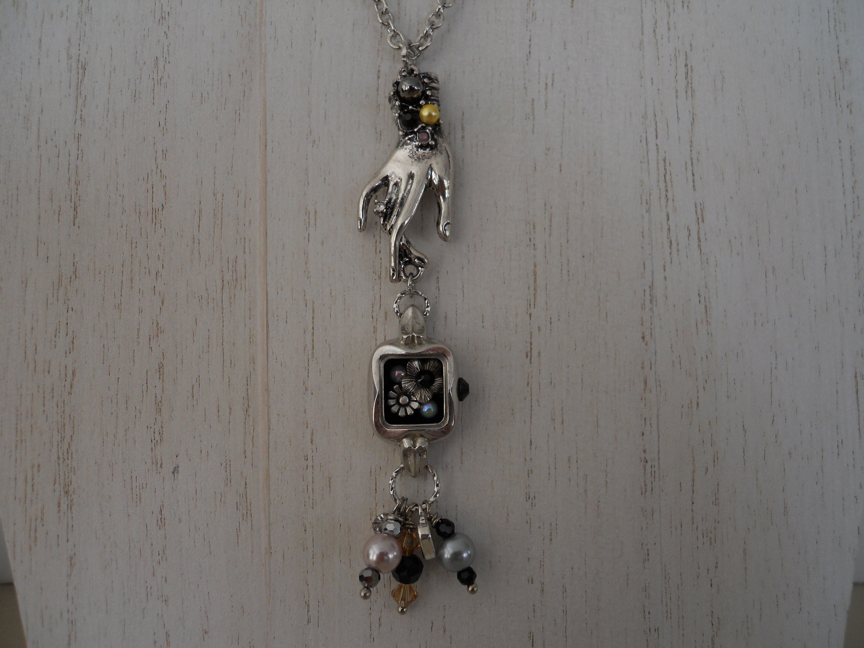 Lady Hand Necklace