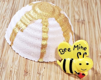 NEW! Bee Mine Ring Inside Honey Beehive Bath Bomb | Surprise Jewelry for Kids