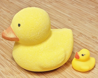Ducky Bath Bomb: Banana Scent, Rubber Ducky Toy (Optional)
