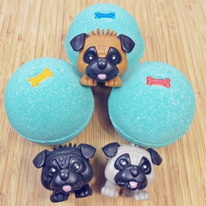 XL Pug Toy Bath Bomb: Plum Rain Scent, Surprise Inside