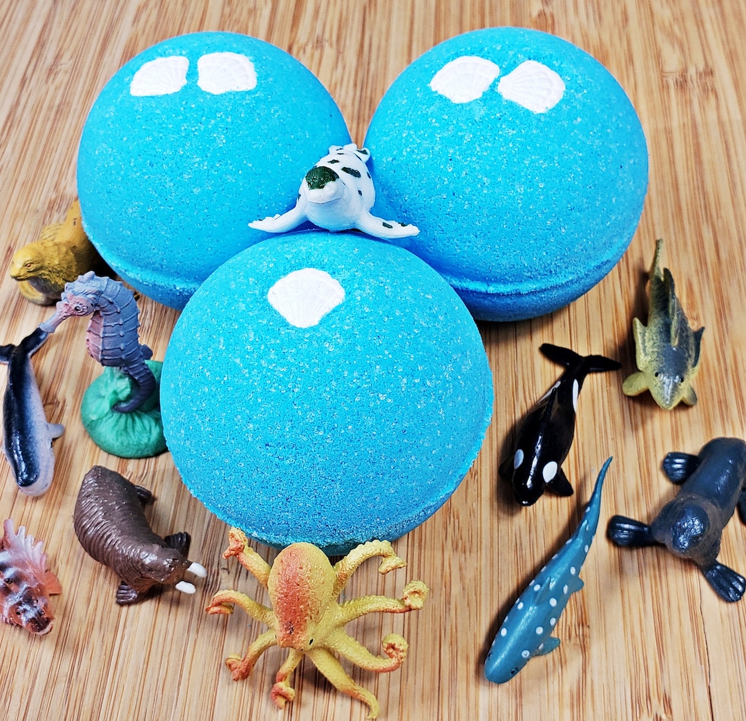 2 Toys Inside Optional! Under the Sea Bath Bomb | Sea Creature Toy Bath ...